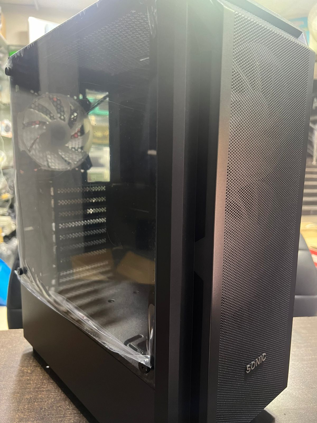 Sonic Casing R19 Black 3 RGB Fans Sonic Casing R19 Black 3 RGB Fans